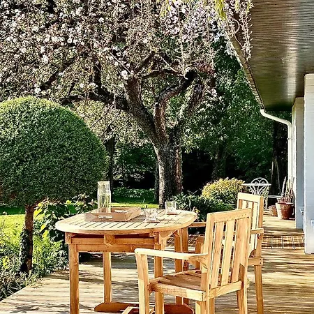 Un Matin De Mai Bed & Breakfast Verlincthun