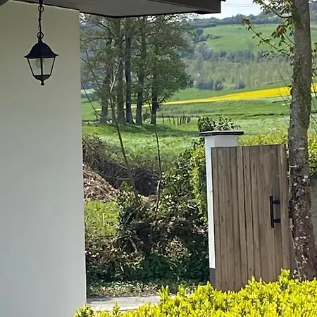Un Matin De Mai Bed & Breakfast *