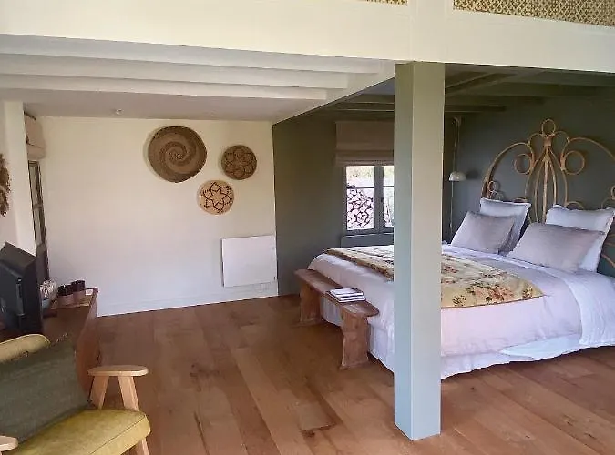 Un Matin De Mai Couette-café