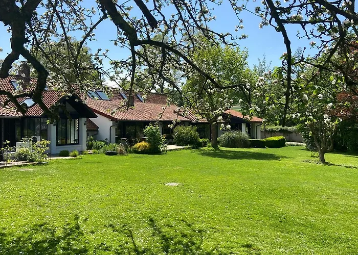 Un Matin De Mai Couette-café 3*